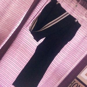 Women's activewear pants